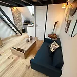 Republique Apartman *